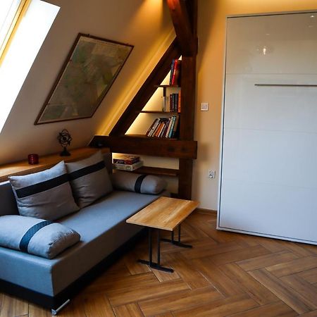 Attic Studio Jezyce Poznań Exteriör bild