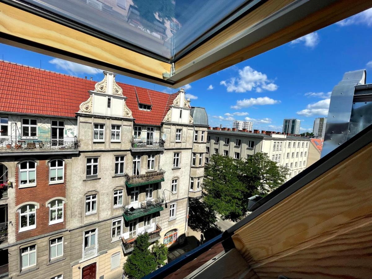 Attic Studio Jezyce Poznań Exteriör bild