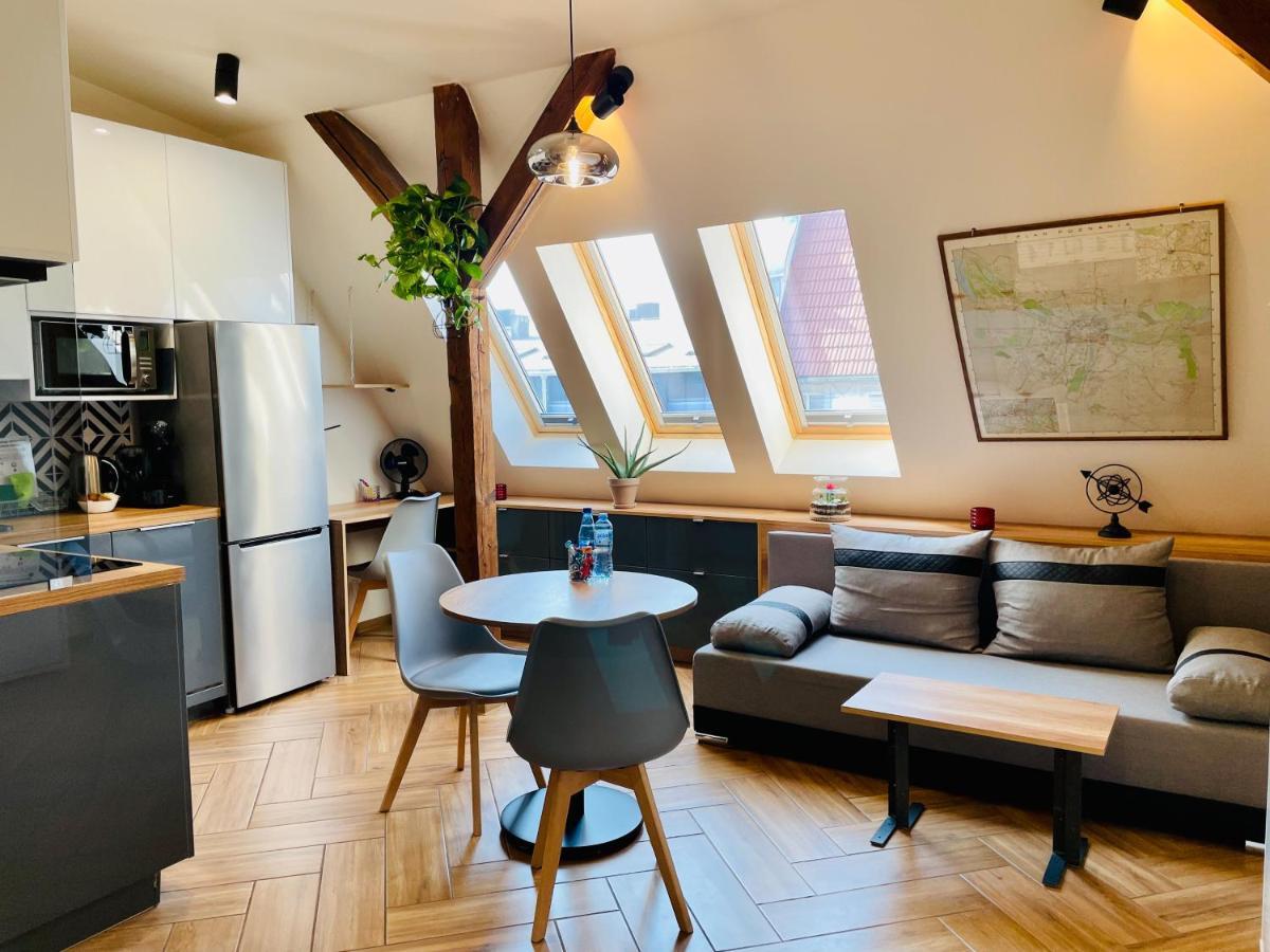 Attic Studio Jezyce Poznań Exteriör bild